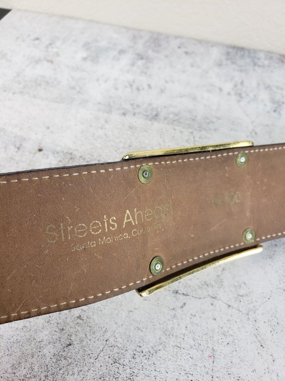 Vintage Streets Ahead Leather Belt Chic Embossed Art Deco Gold Hardware D-Rings - Picture 6 of 12
